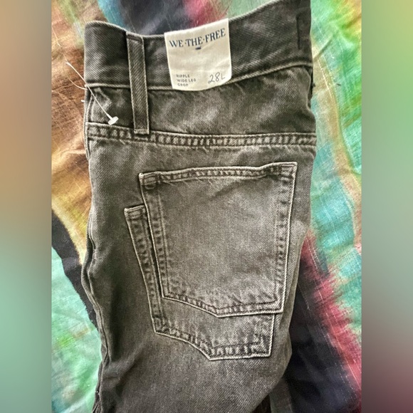 Free People We The Free Ripple Wide Leg Cropped Distressed Jeans - Picture 6 of 9